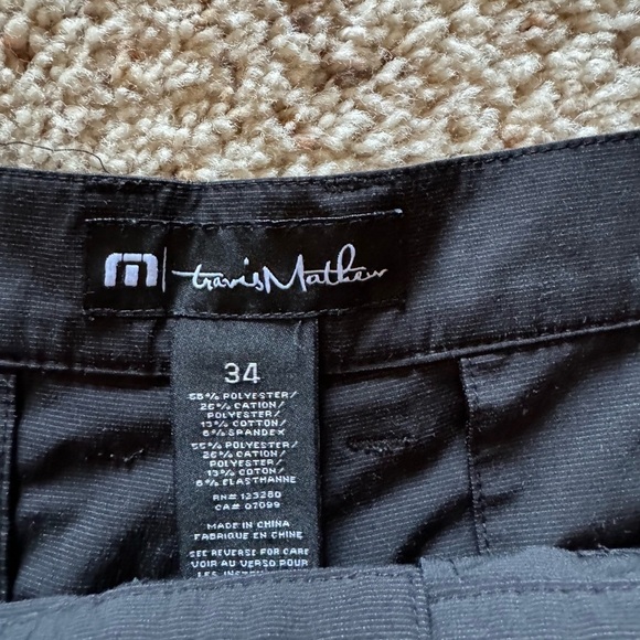 Travis Mathew Men's Starnes Shorts in Black size 34 - Picture 5 of 5